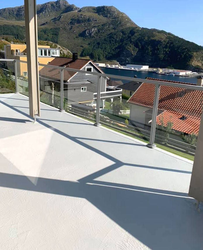 Grå EG Cemcrete på terasse